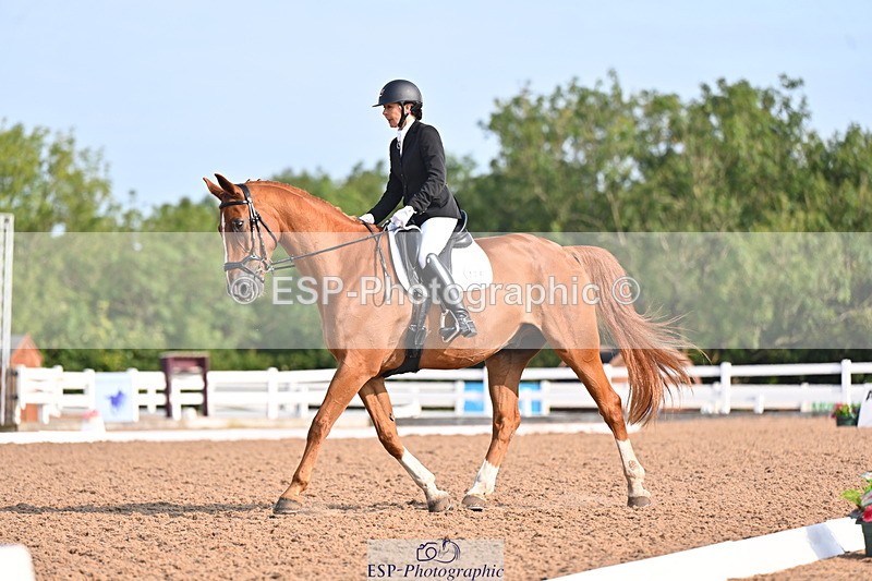 240817A-092425-06600 - 128-Kate.Lewis-Freeloader