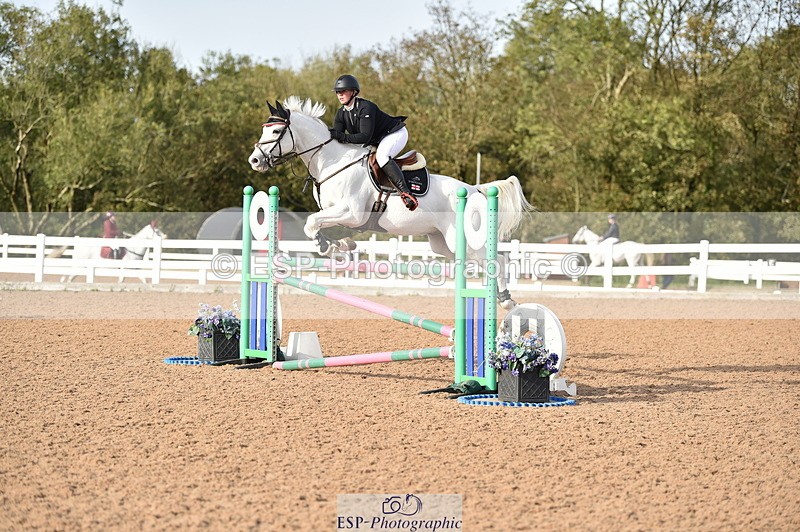 231015A-160242-09211 - Cls 27 1.10m Amateur Q 2nd R