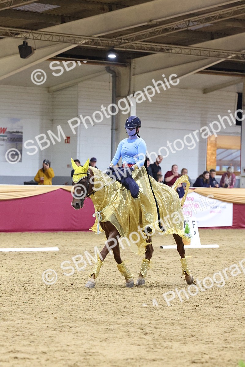 SBM_09754 - Class 52 Strictly Fancy Dress-Age