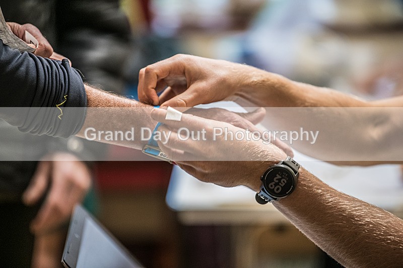 Litton-9 - Litton Christmas Cracker Fell Race (Limestone Series) Sunday 14th December 2025