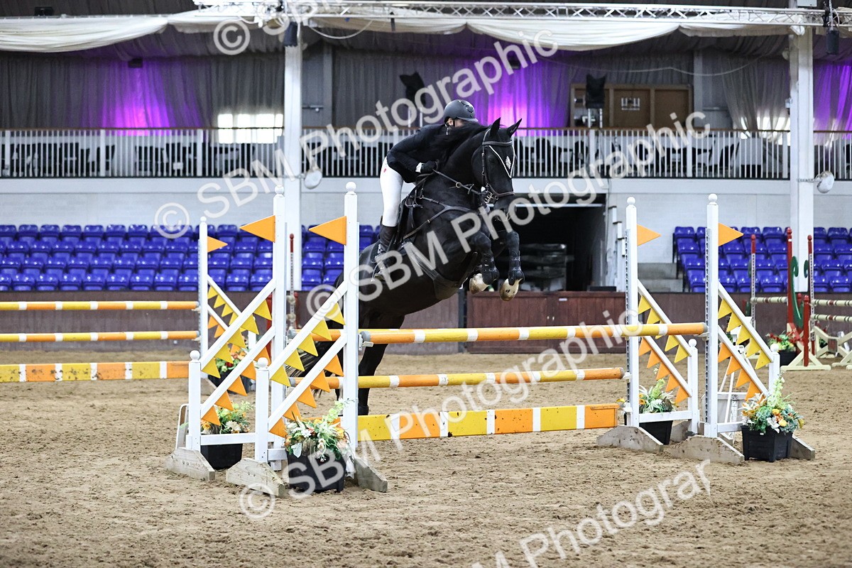 SBM_002044 - Class 4 - Senior Newcomers - 1.10m Open
