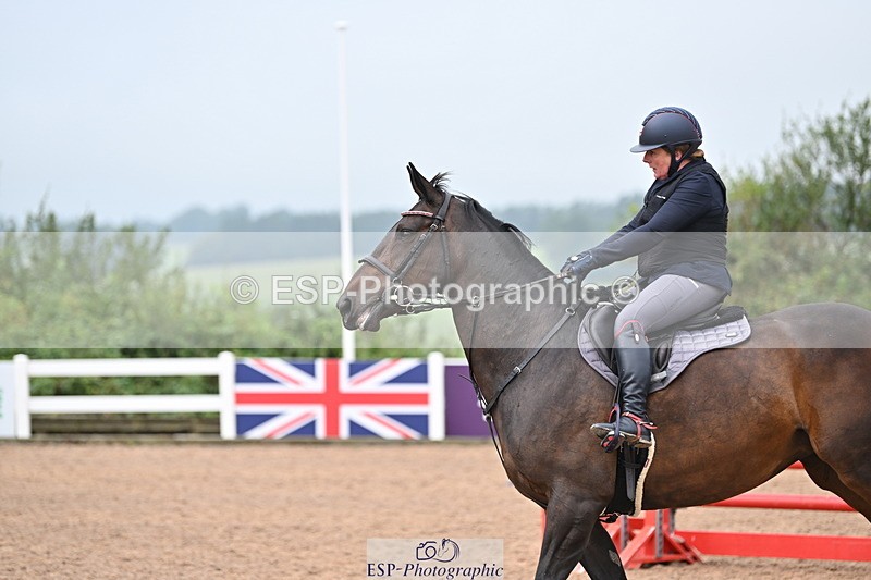 240907A-115046-01249 - Cls 8 1.05m Amateur Qualifier