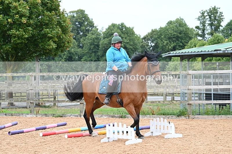 WJ7_8380 - Poles 11:00am