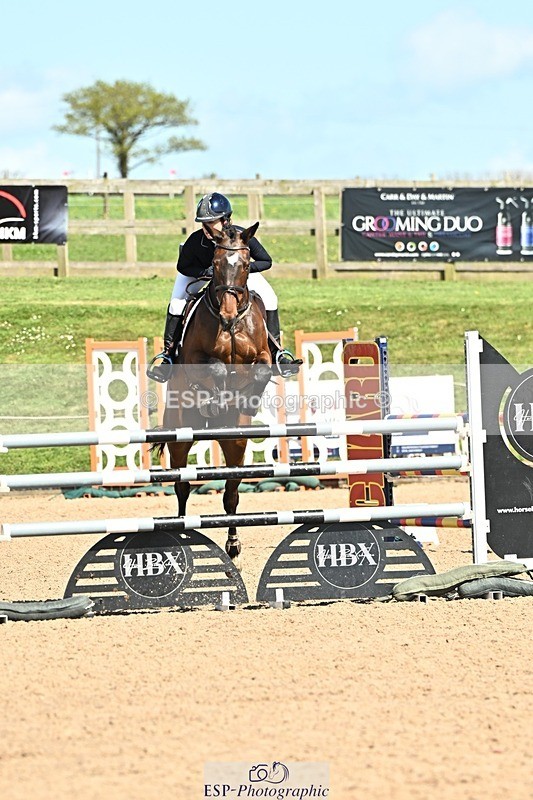 250416-150014-01559 - Cls 6 Foxhunter and 1.20m