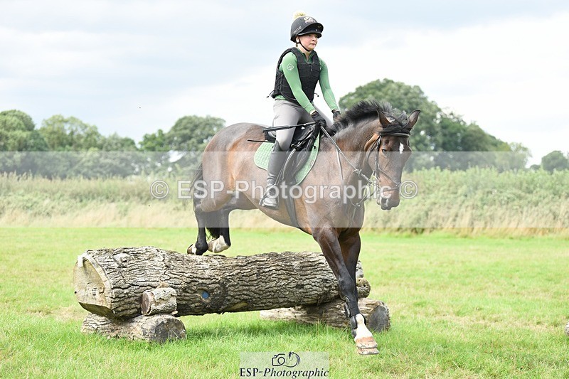 230817-142912-02172 - Kay's 2nd Group - XC