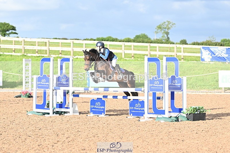 240628A-193142-01920 - Cls 7 Graham Heath 128cm + 138cm