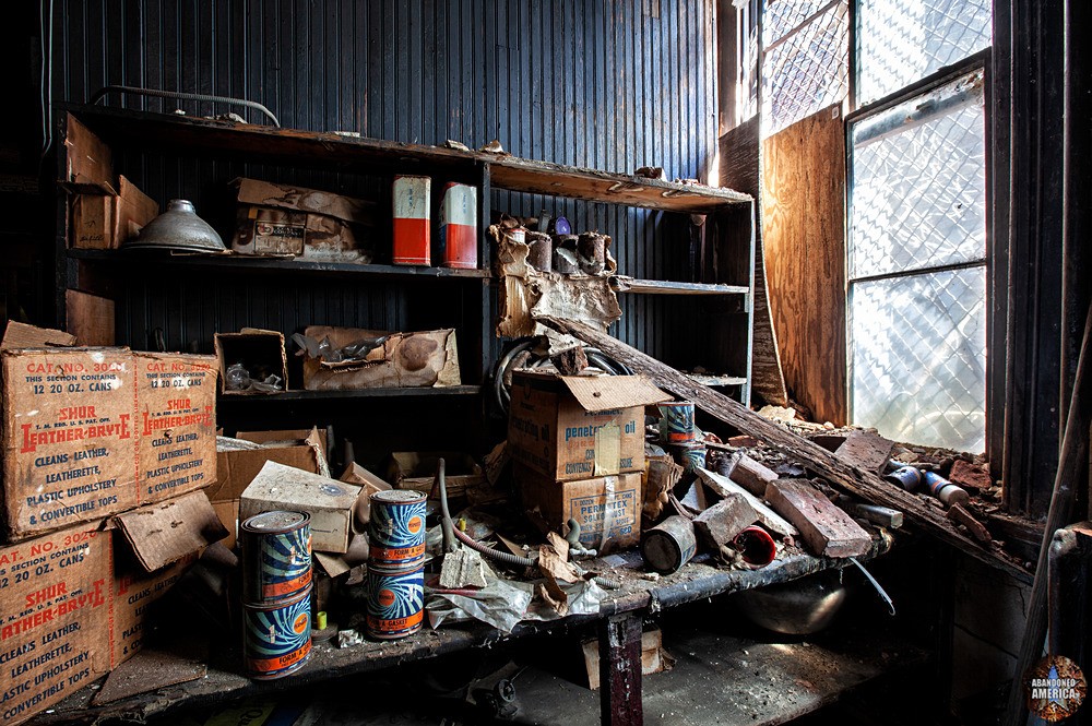 RJ Loock & Co. (Baltimore, MD) | Leather Bryte and More - R. J. Loock Auto Parts