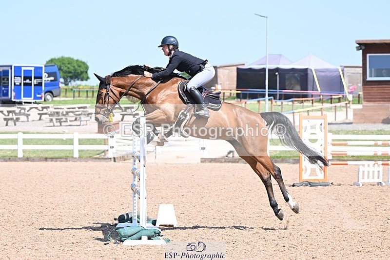 250514-143630-00573 - Foxhunter and 1.20m Open