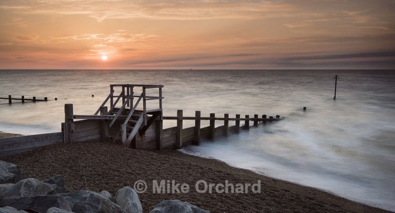 Sea Groynes Summer Morning 2 - Felixstowe - Suffolk - Seascapes