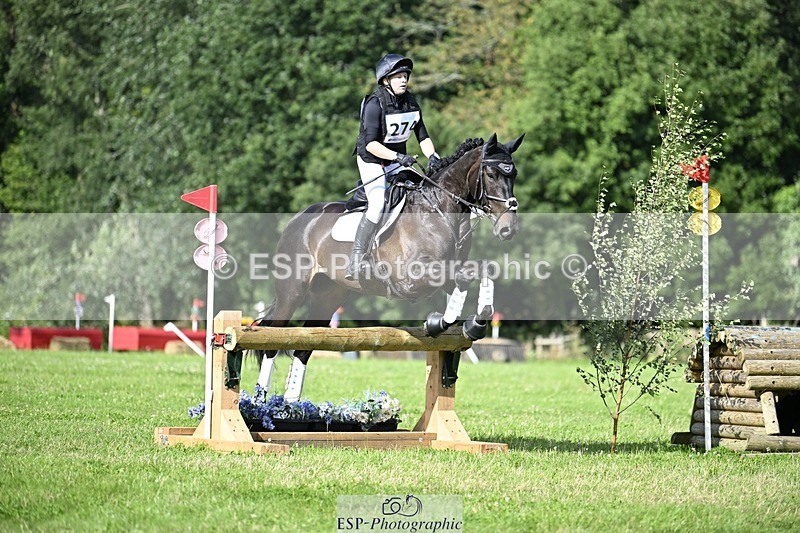 240803-164709-10081 - 274-Molly_Frampton-OBSIDIAN_ROYALE