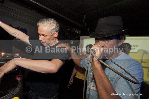 239 - Friends-&-Family @ the-roadhouse 02.05.15 (b)