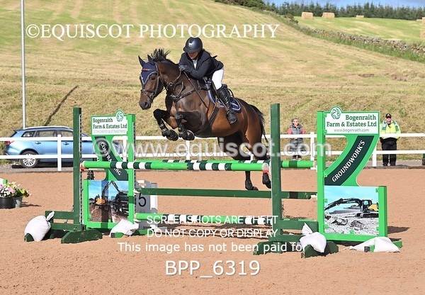 BPP_6319 - CLASS 11 THURS GFS Saddles Senior Newcomers/1.10m Open