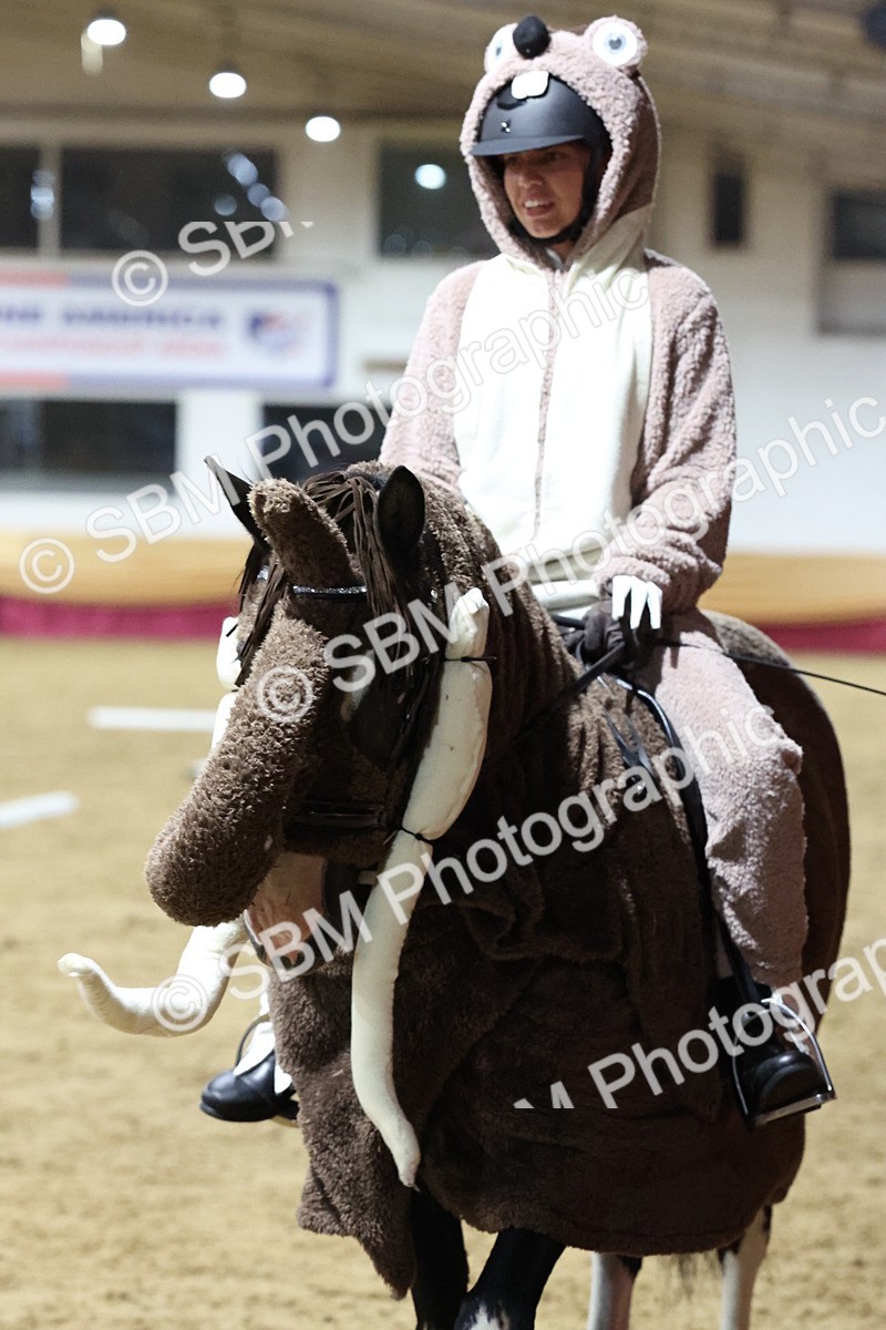 SBM_10273 - Class 52 Strictly Fancy Dress-Age