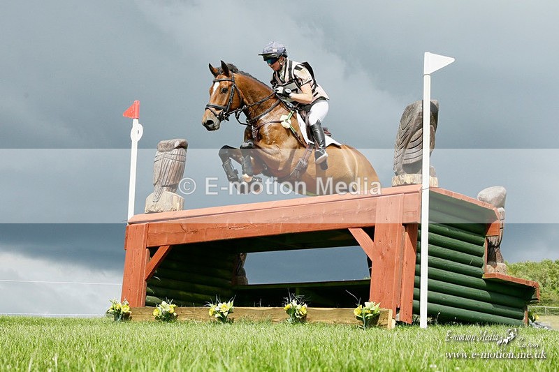 BE 090721 1746a - Equestrian