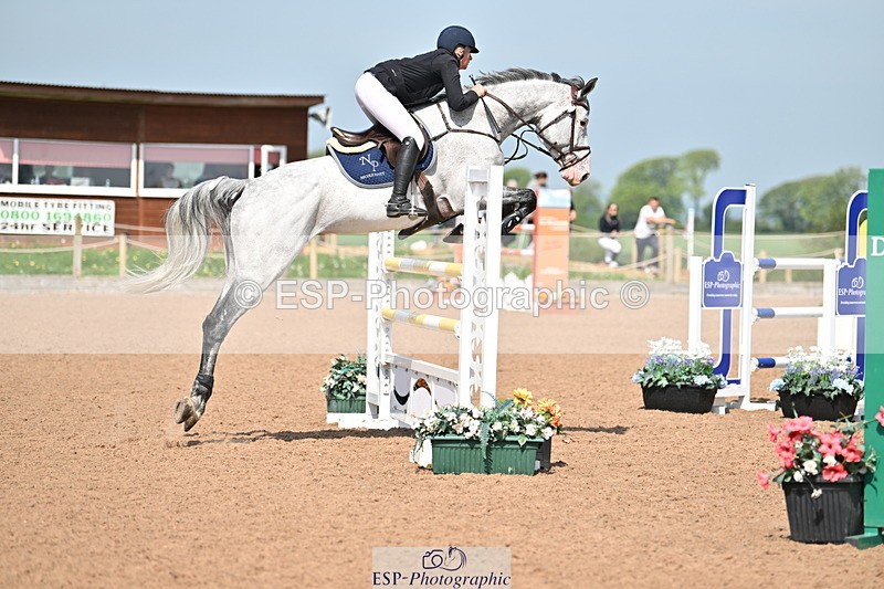 240510A-104241-05079 - Cls 21 Snr 1.20m Open