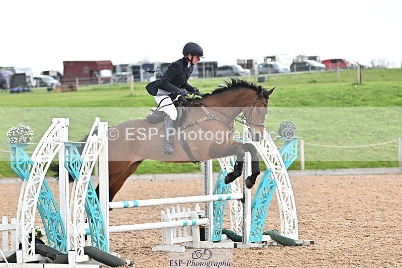 250414-104301-00206 - 80cm Round 1