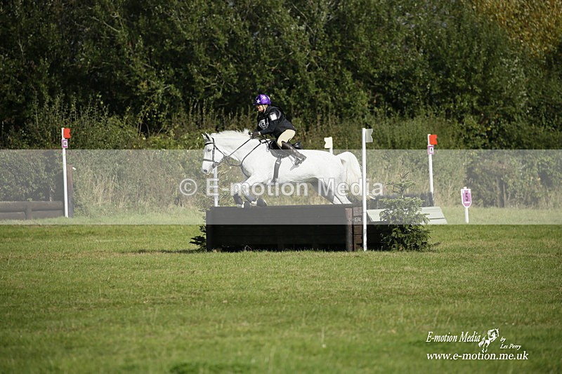  WWHT 171021 2931 - Intermediate (0.90m)  17/10/21