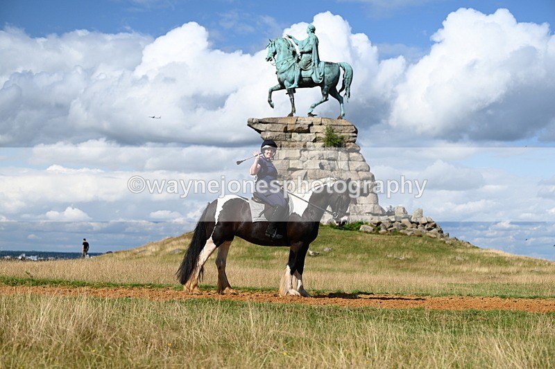 DSC_0245 - Time at Statue 15:58 to 16:05