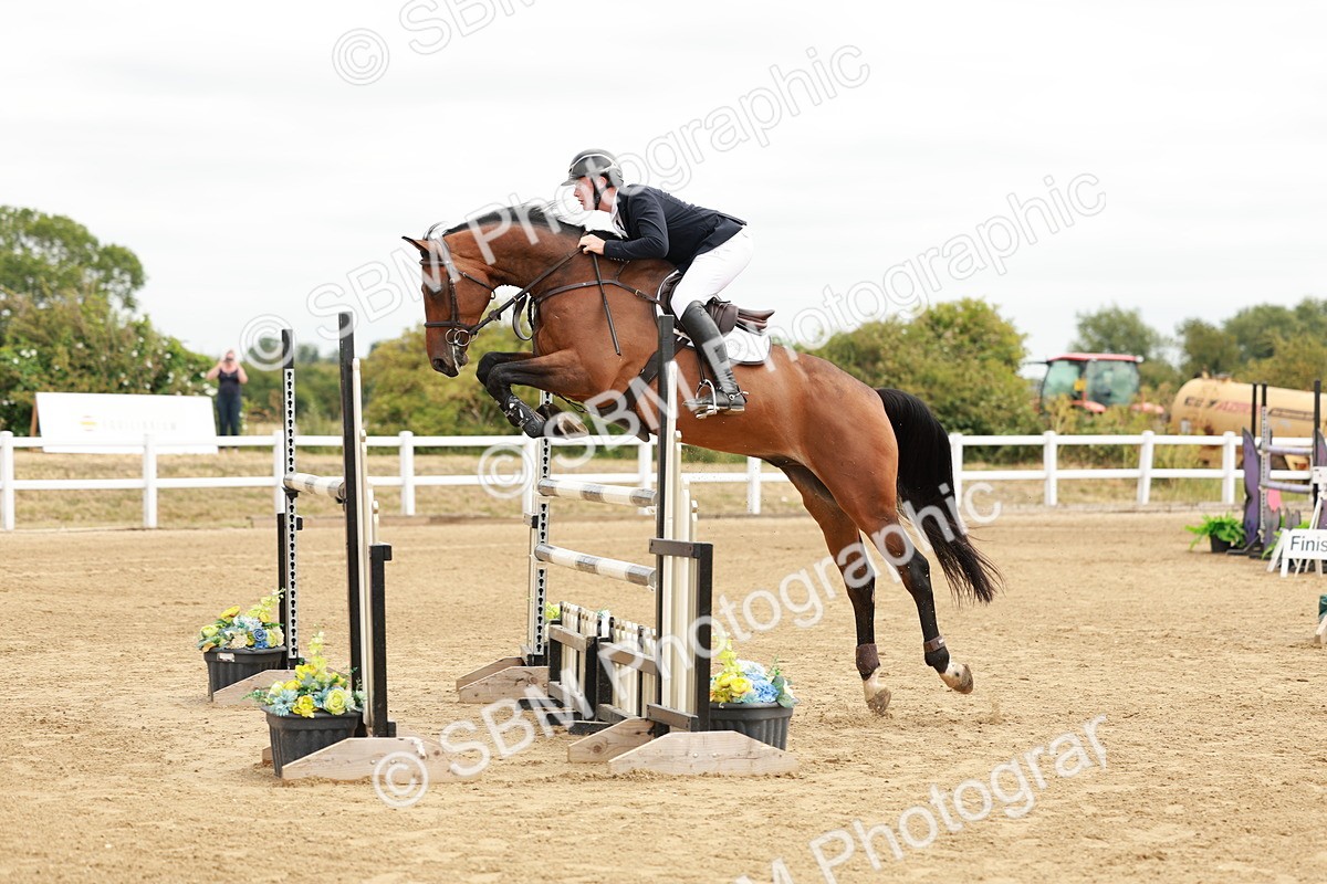SBM_017333 - Class 21 - Senior Newcomers Championship 2d Rd