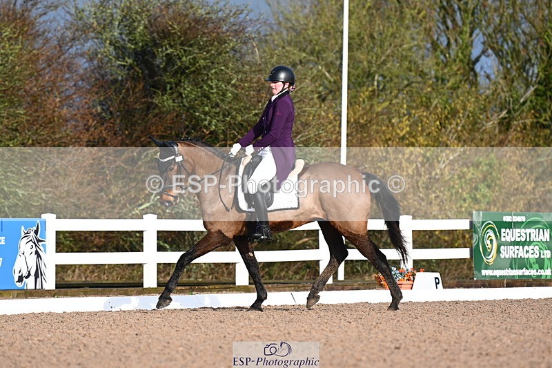 240218A-091429-05050 - 151-NICOLA.KAYES-BOSS.X