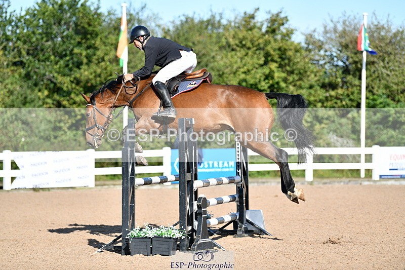240913A-094332-03000 - Cls 20 Snr British Novice and 90cm Open