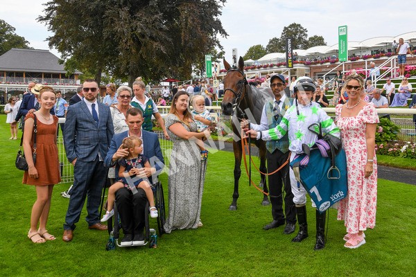 100923-Race 3-Yorkindness-0315 - Race 3 2.45pm Fine Details Vehicle Valeting Handicap