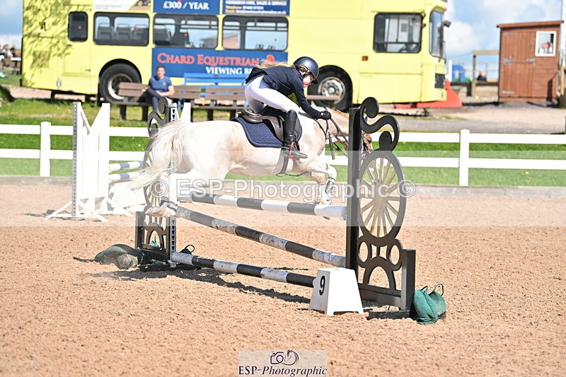 240504A-152434-02547 - Cls 22 & 23 Stepping Stones 128cm & 138cm & Under11's