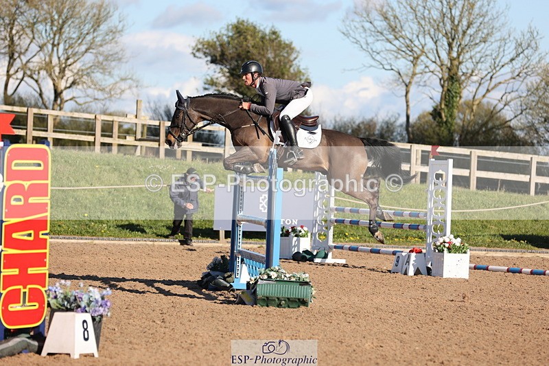 240419A-172832-09809 - Cls 10, 2 Star Big Tour 145cm  Break to End