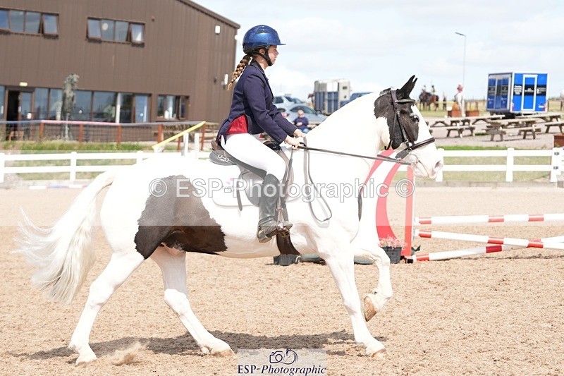 250805-150415-00047 - Clear Round and 60cm