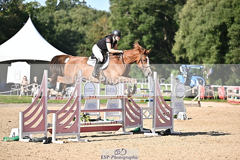 260906A-162033-04653 - Cls 24 Snr Foxhunter