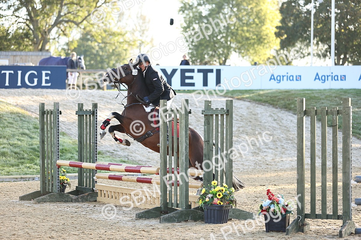 SBM_33044 - J38 - Senior 80cm Championship