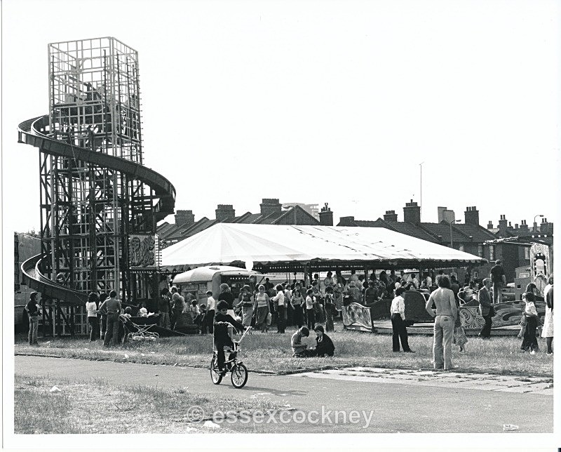 weavers fields e2