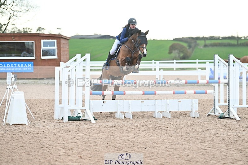 231119A-112647-05412 - Sun Cls 5 Newcomers & 1m Open