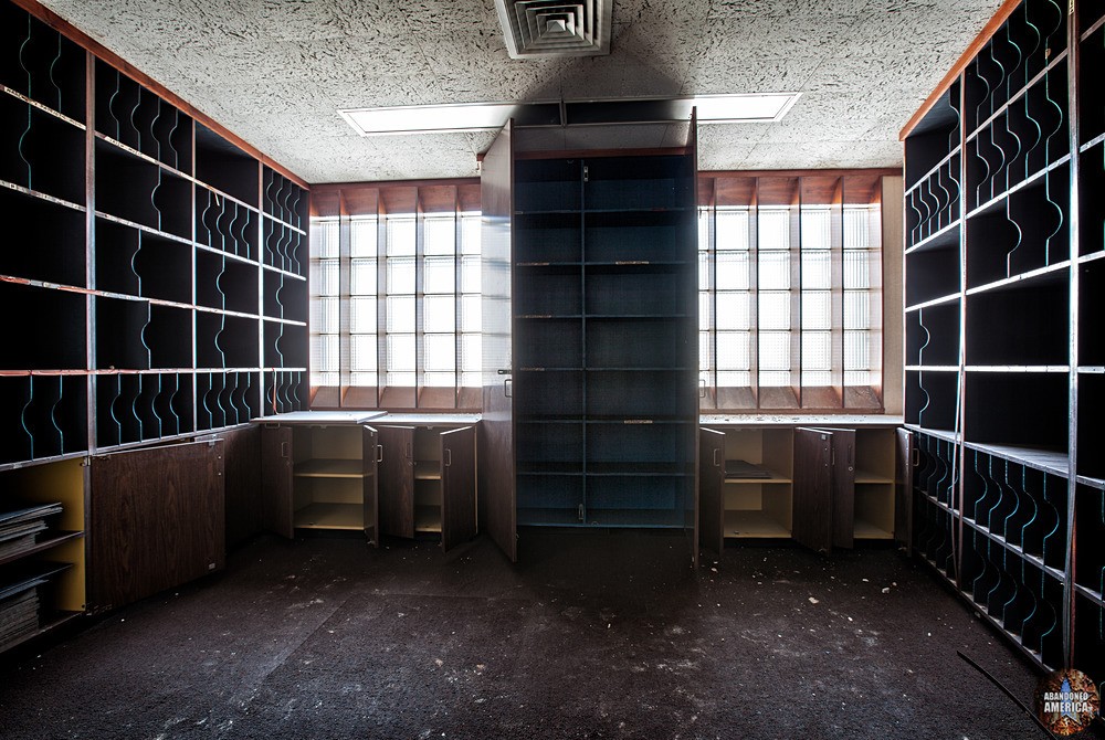 WFBR Radio (Baltimore, MD) | Records Room - WFBR Radio