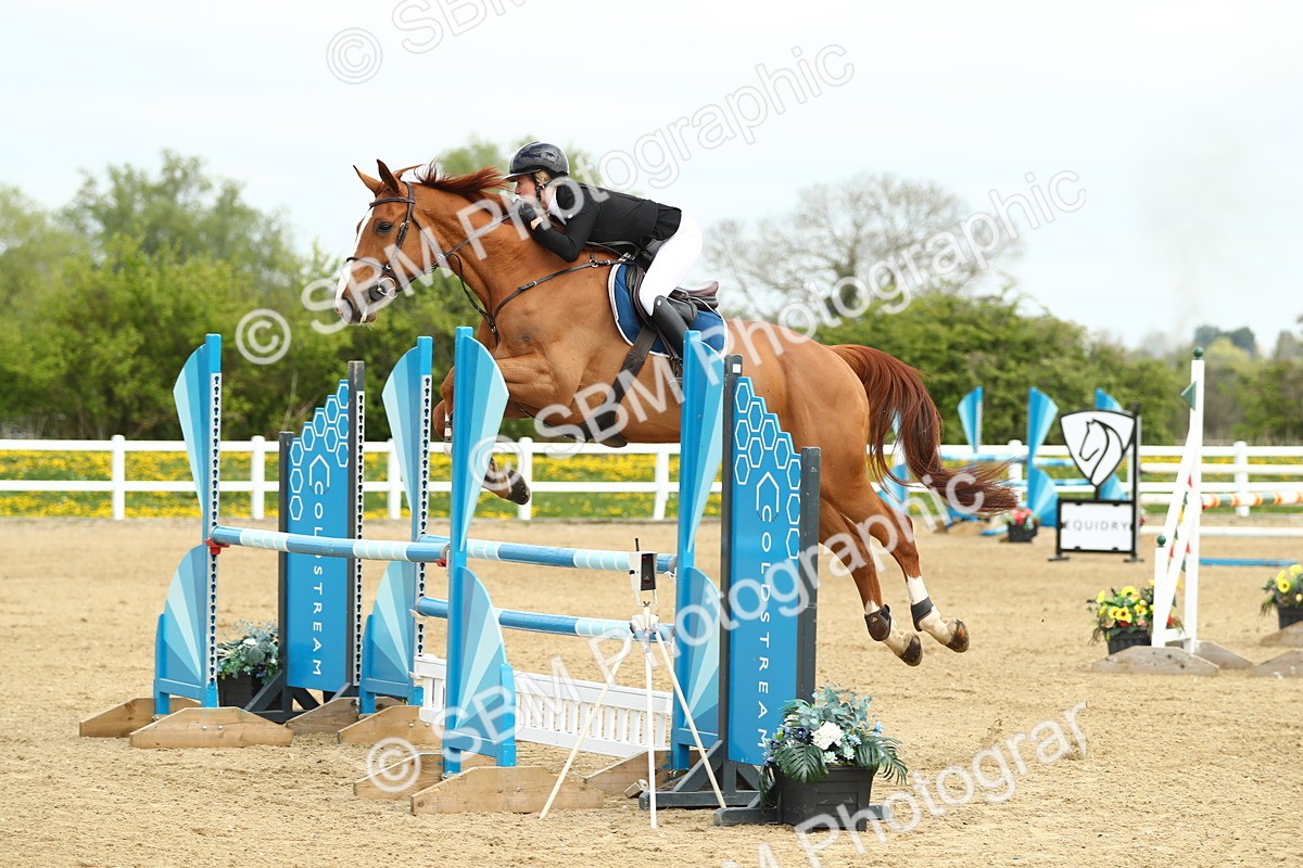 SBM_001117 - Class 4 - Senior Newcomers 1.10m