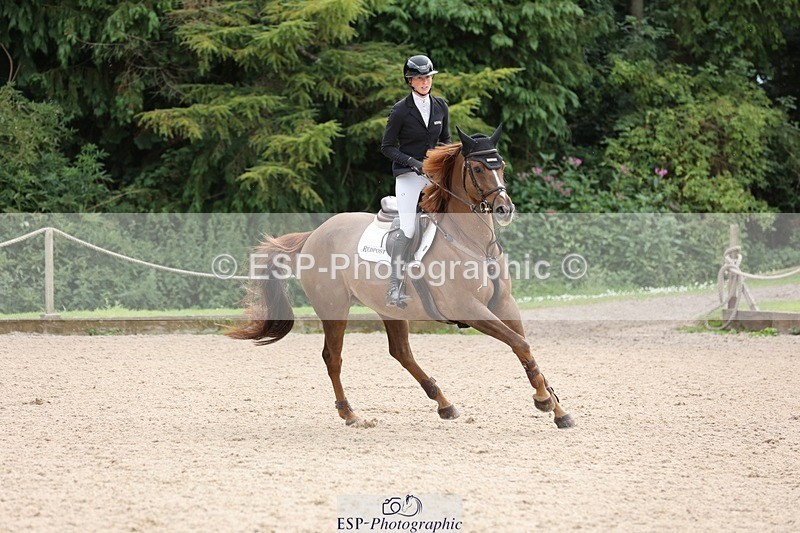 240711-155210-29145 - Cls 124 Foxhunter