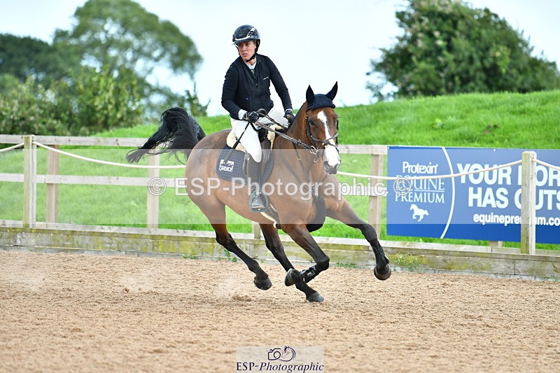 230729A-163019-07496 - Cls 18 National 1.30m