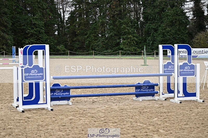 250201A-092816-00001 - Cls 01 Local Horse 90cm