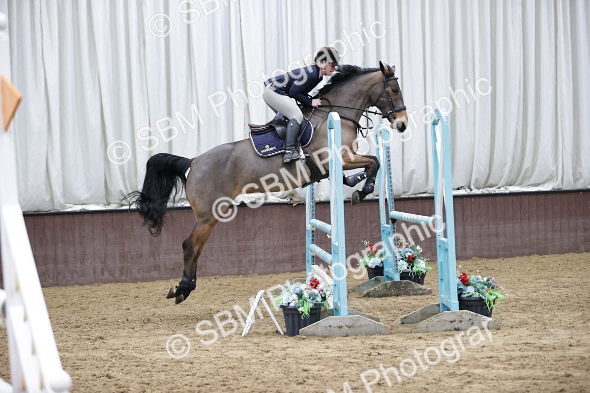 SBM_001439 - Class 4 - Senior Newcomers/ 1.10m Open