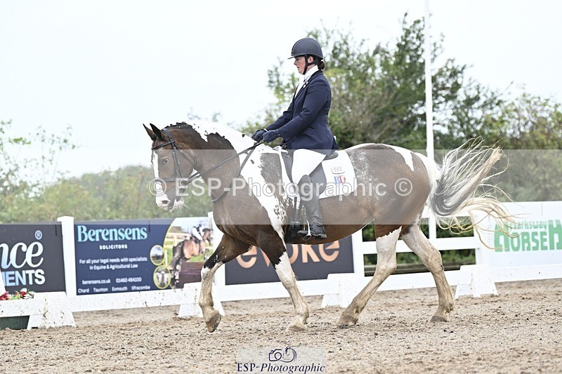 250907-123554-08066 - 080-Rebecca.MorrisSally.XIII