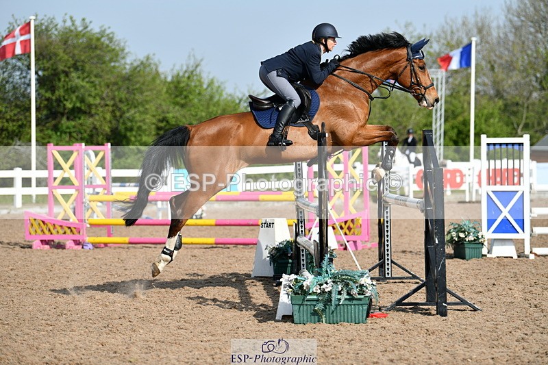 240511A-092708-11268 - Cls 28 95cm National Am Quali