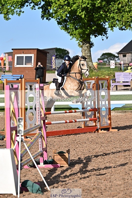 260512-183234-00599 - 90cm Classes