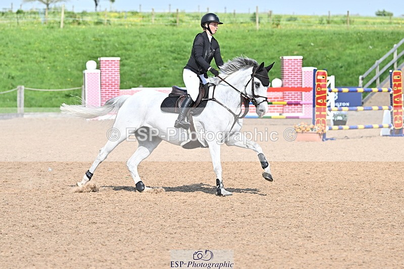 240509A-160328-03492 - Cls 12 Chard Equ Speed Derby