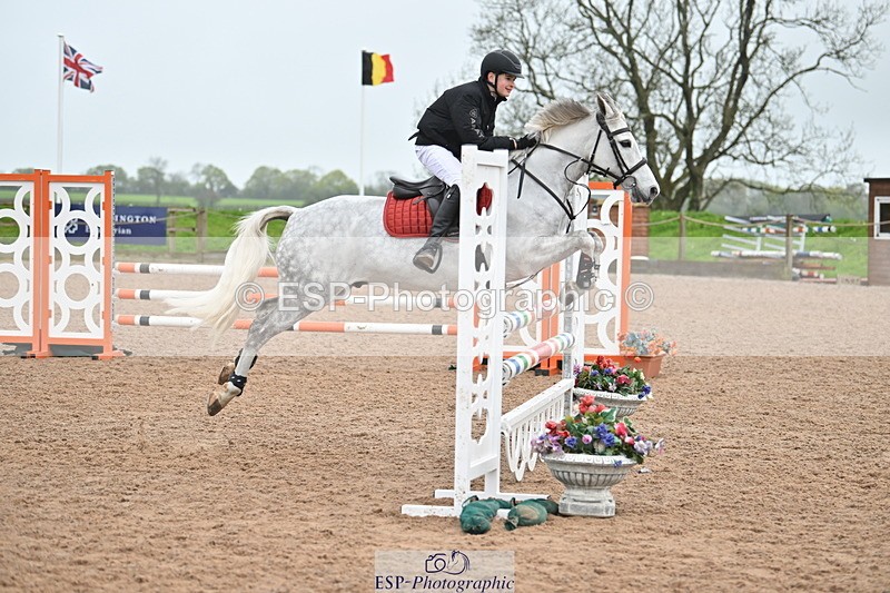 240505A-124004-05149 - Cls 4 Blue Chip Pony Newcomers & 1m Open