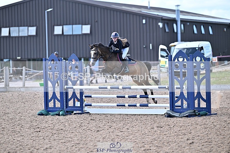 250627-170548-00846 - Cls 6 Stepping Stones 128cm and 138cm