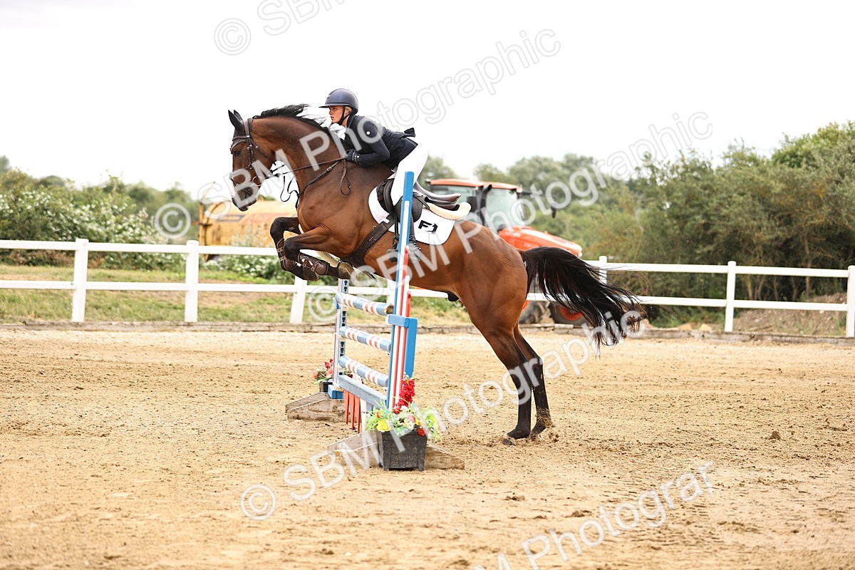 SBM_003089 - Class 21 - Senior Newcomers - 1.10m