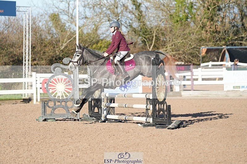 251130-103228-00928 - Cls 4 Pony Brit Nov & 80cm Open
