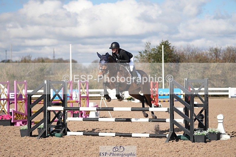 250316-101513-05828 - Cls 21 British Novice and 90cm