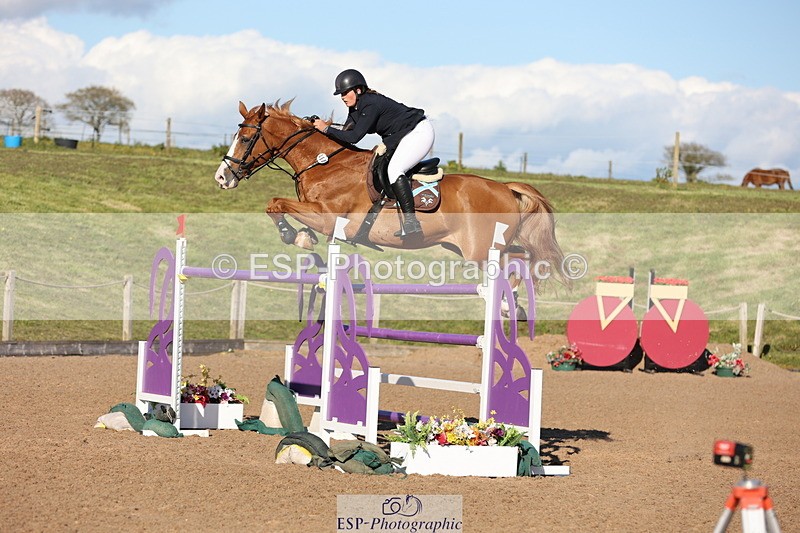 240419A-174527-09976 - Cls 10, 2 Star Big Tour 145cm  Break to End