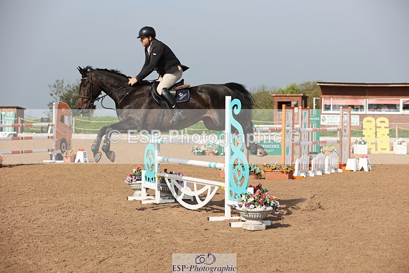 240511A-092426-11058 - Cls 32 Foxhunter